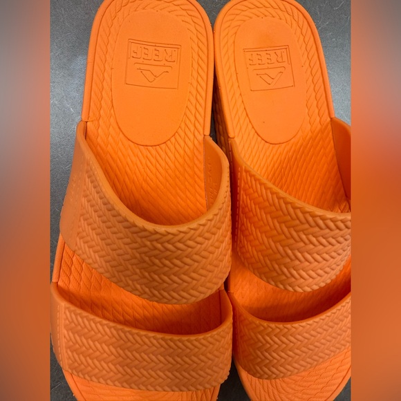 Reef Vibrant Orange Slides - Picture 7 of 7